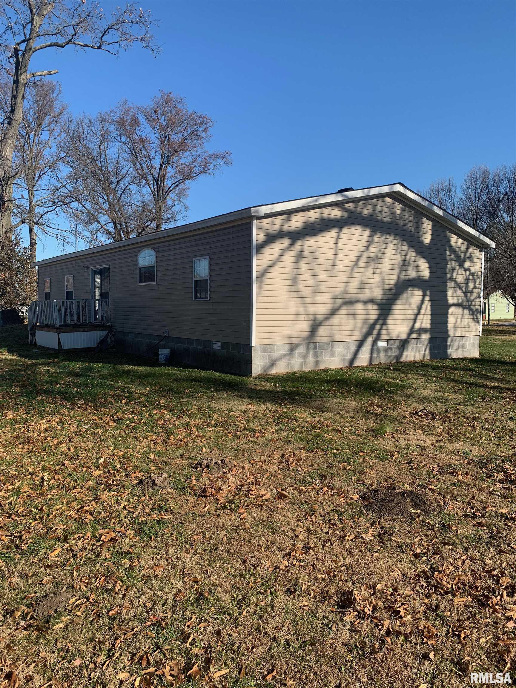825 Fairground Road Pinckneyville, IL 62274 - Photo 3 of 21 Gallery Image 3