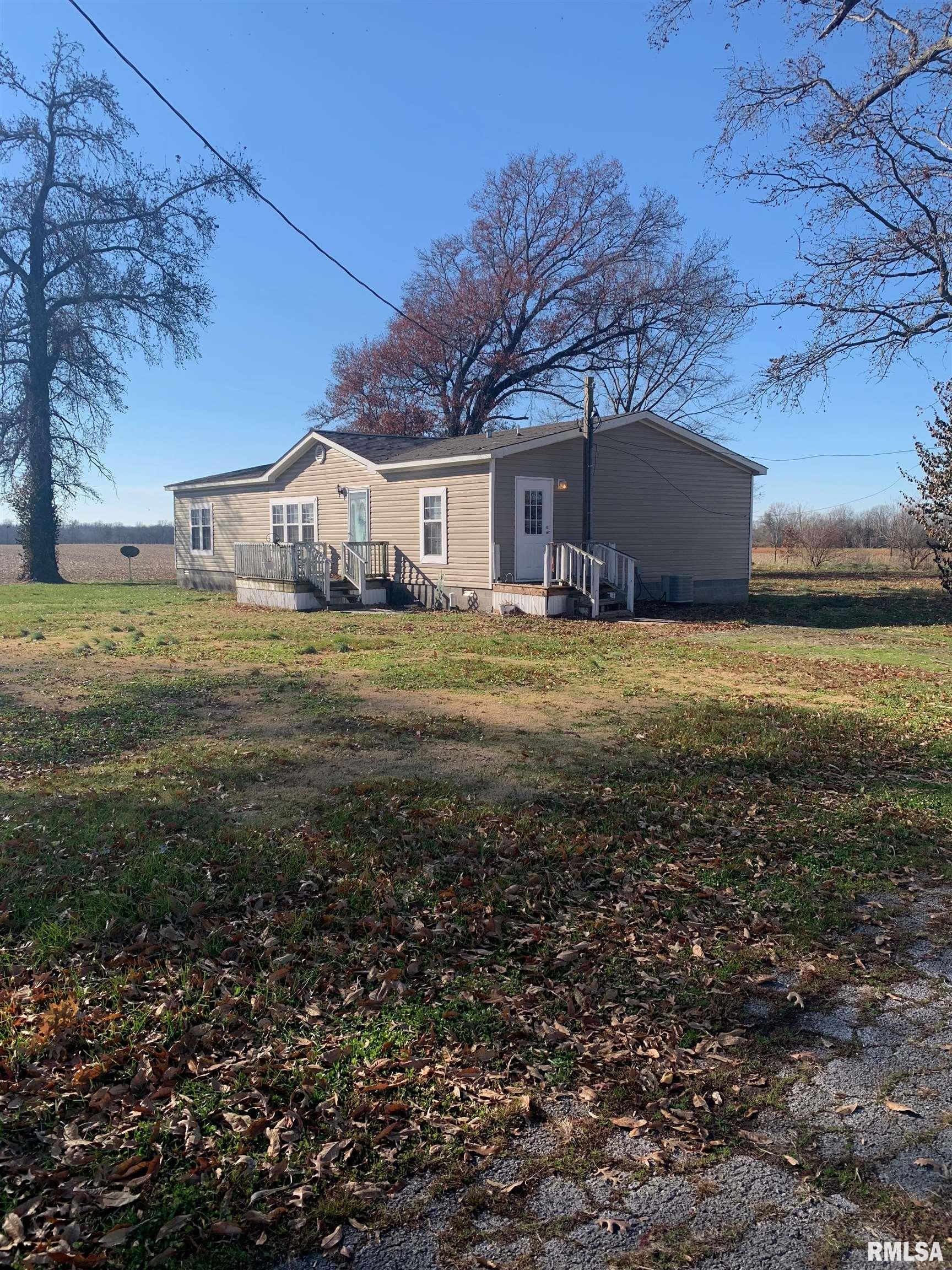 825 Fairground Road Pinckneyville, IL 62274 - Photo 6 of 21 Gallery Image 6