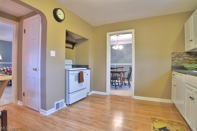 17117 Neff Road Cleveland, OH 44119 - Photo 15 of 25
