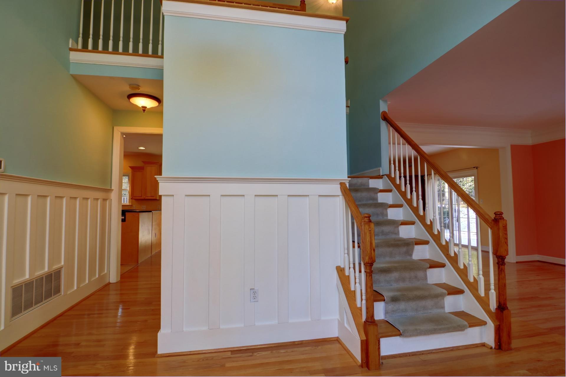2700 Ogleton Road Annapolis, MD 21403 - Photo 2 of 30 Entry