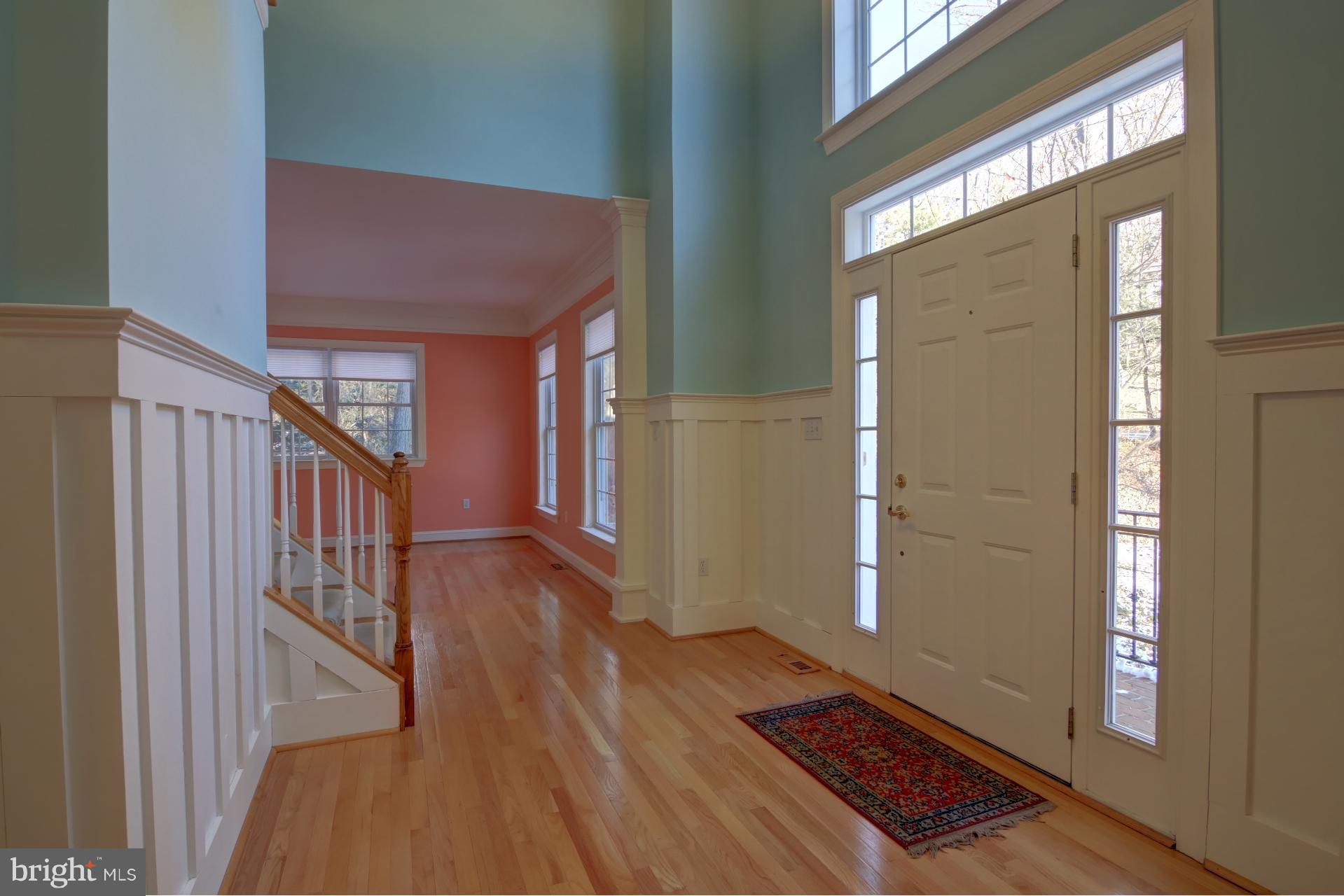 2700 Ogleton Road Annapolis, MD 21403 - Photo 6 of 30 Entry Foyer