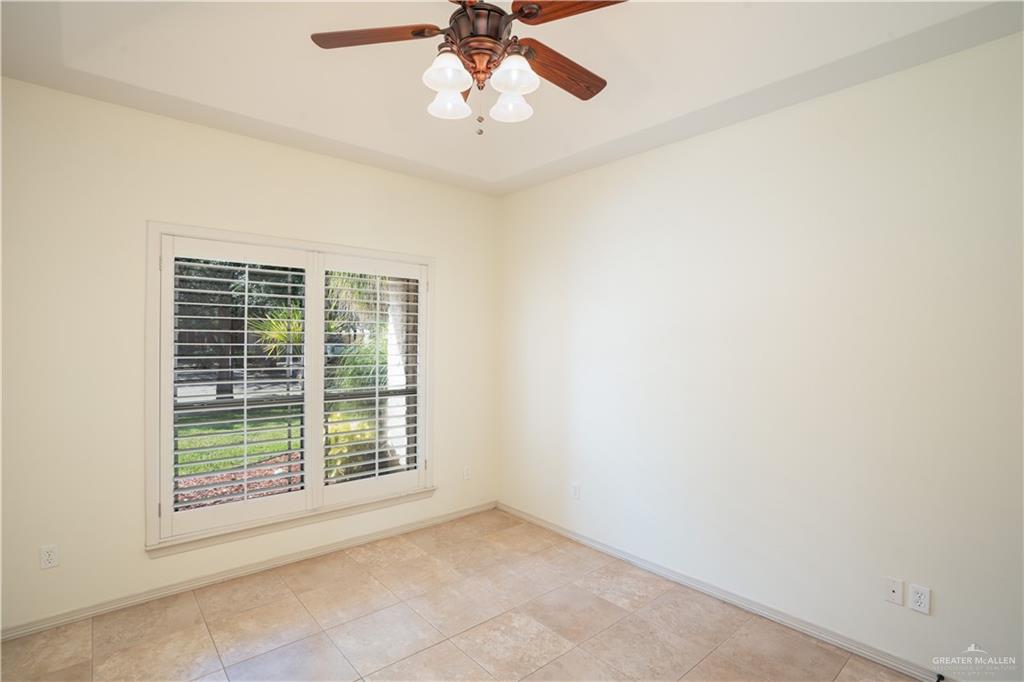 3305 Santa Monica Street Mission, TX 78572 - Photo 14 of 28 an empty room with a window