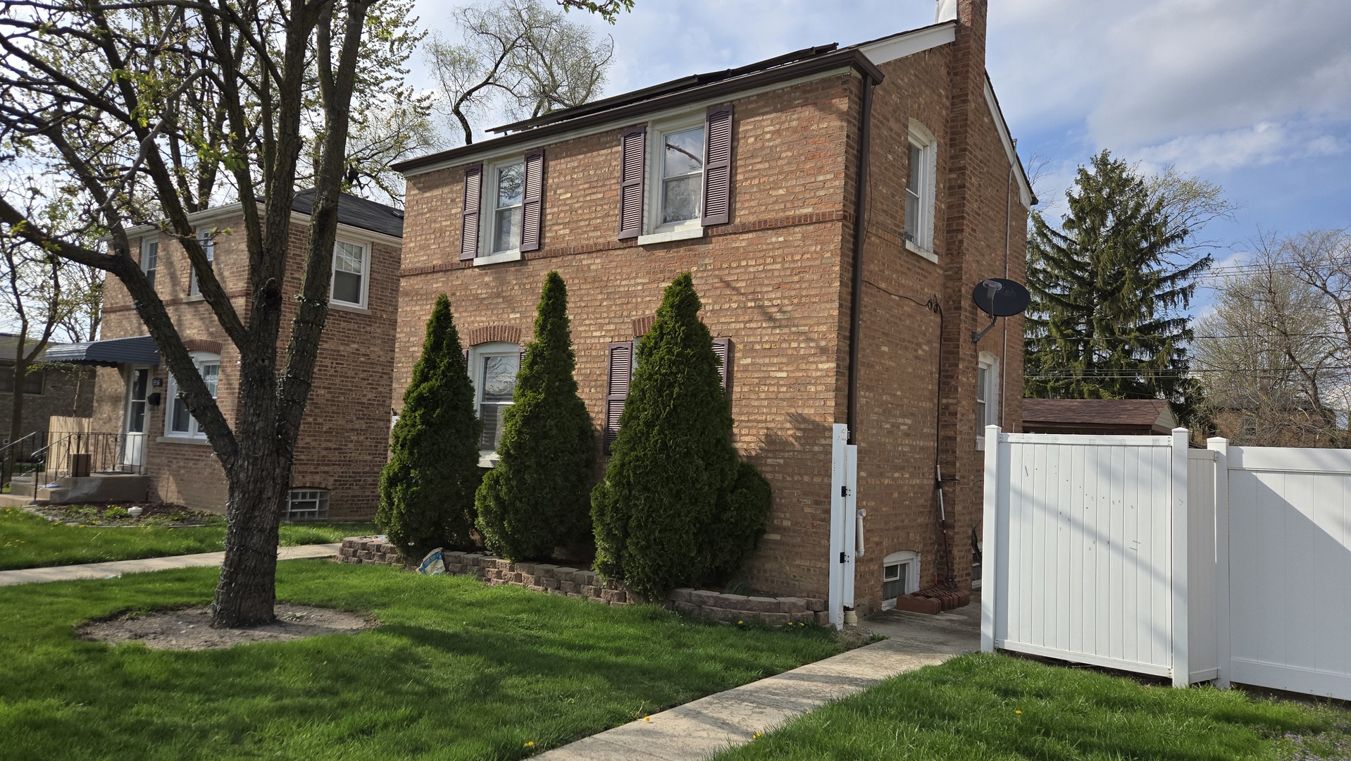 3352 West 84th Street Chicago, IL 60652 - Photo 2 of 26 a view of a house with a backyard