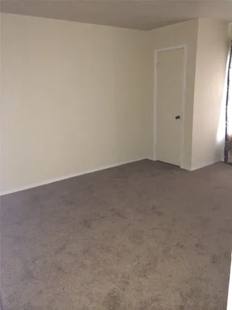 $1,400 | 11830 Mosscrest Drive, Houston, TX 77048