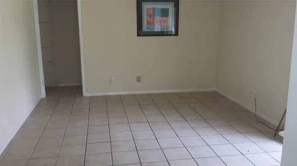 $1,400 | 11830 Mosscrest Drive, Houston, TX 77048