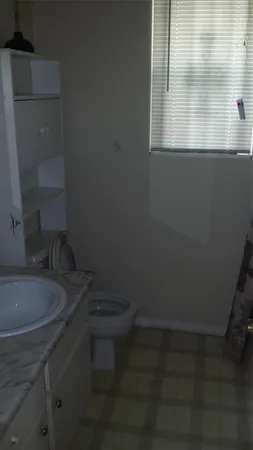 $1,400 | 11830 Mosscrest Drive, Houston, TX 77048