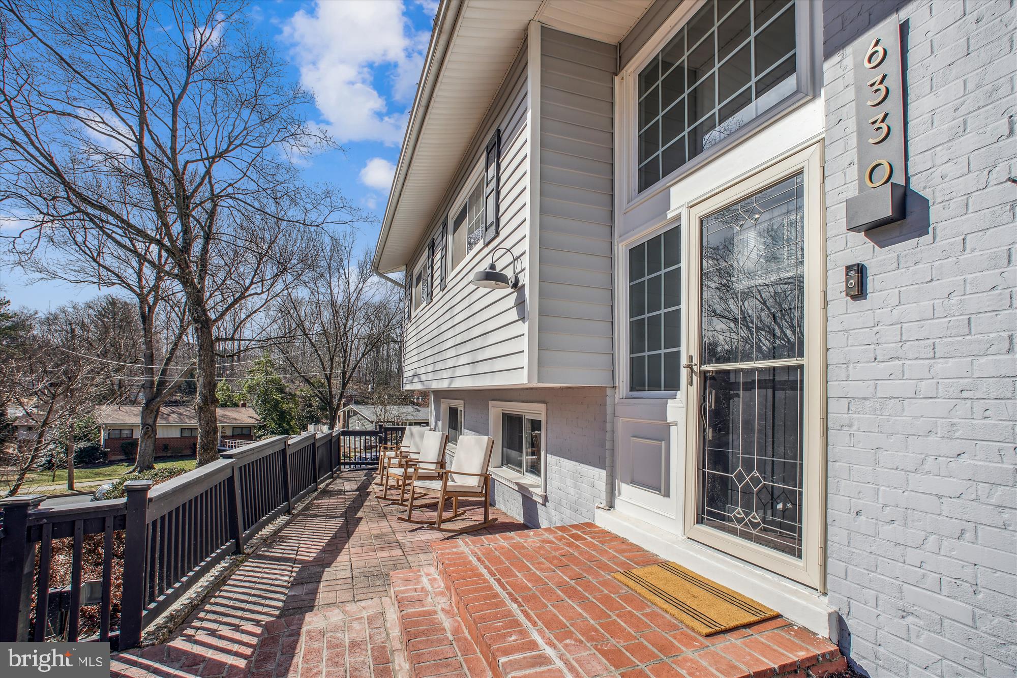 6330 Camilla Street Springfield, VA 22152 - Photo 4 of 31 Porch