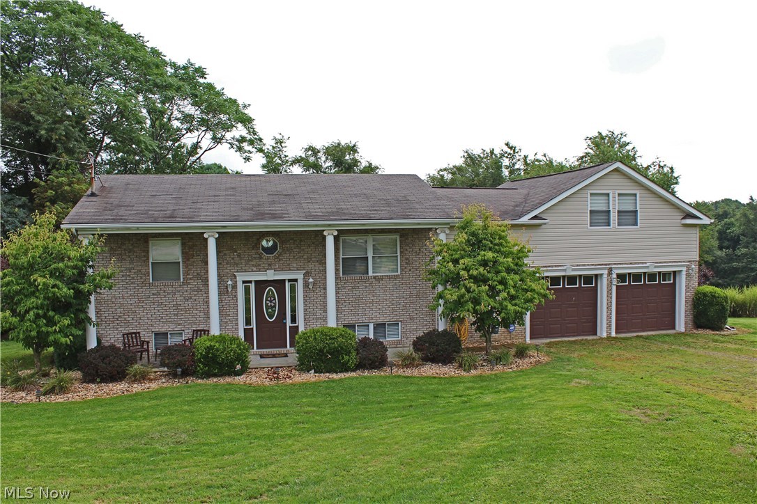 125 Reeves Drive Wellsburg, WV 26070 - Photo 2 of 23 Gallery Image 2