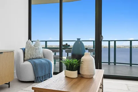 $2,089,000 | 3015 South Ysabella Avenue, Unit 2002, Tampa, FL 33629