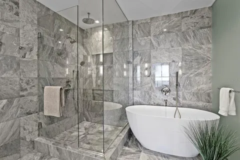 $1,899,900 | 3015 South Ysabella Avenue, Unit 2002, Tampa, FL 33629