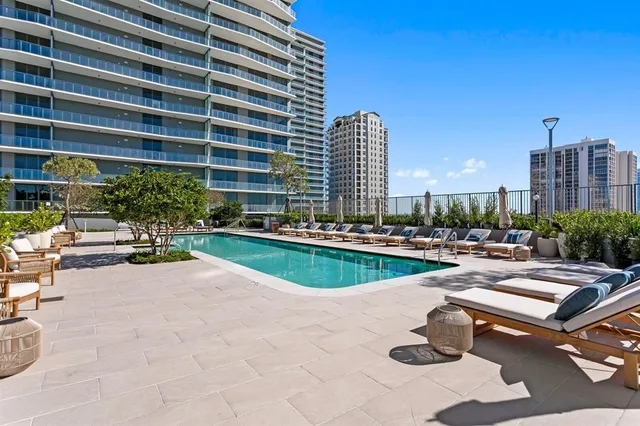 $2,350,000 | 3015 South Ysabella Avenue, Unit 2002, Tampa, FL 33629
