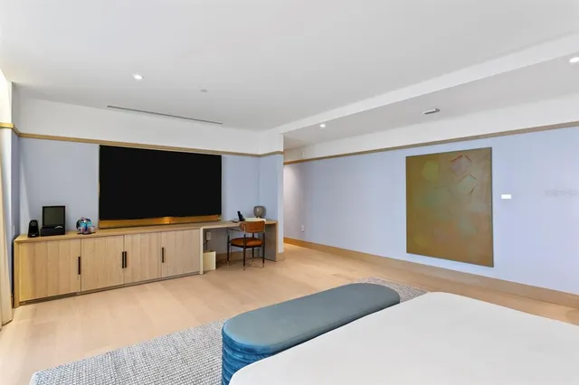 $2,350,000 | 3015 South Ysabella Avenue, Unit 2002, Tampa, FL 33629