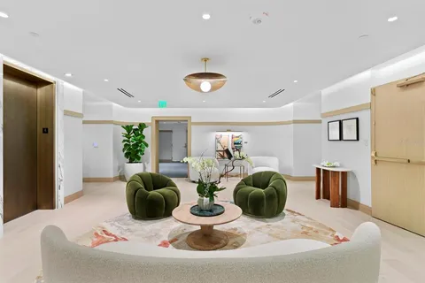 $1,899,900 | 3015 South Ysabella Avenue, Unit 2002, Tampa, FL 33629