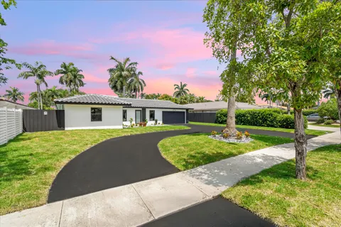 $1,187,999 | 4721 Bayview Drive, Fort Lauderdale, FL 33308