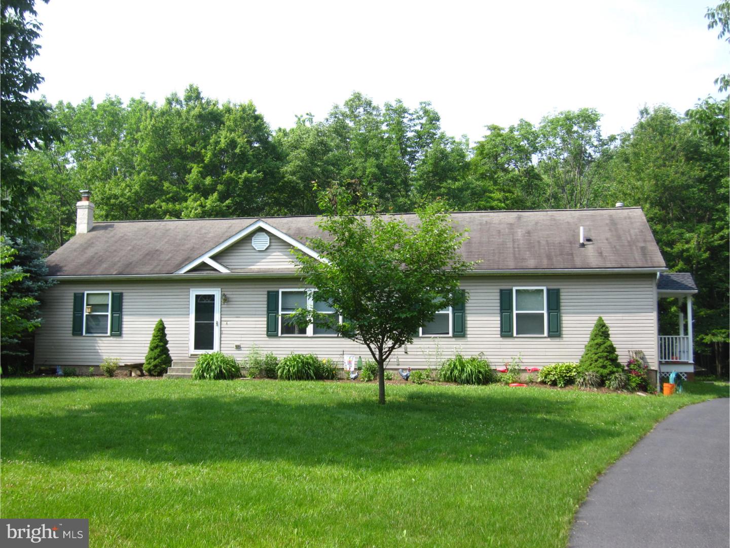 52 Hafler Road Sellersville, PA 18960 - Photo 1 of 25 Exterior Front