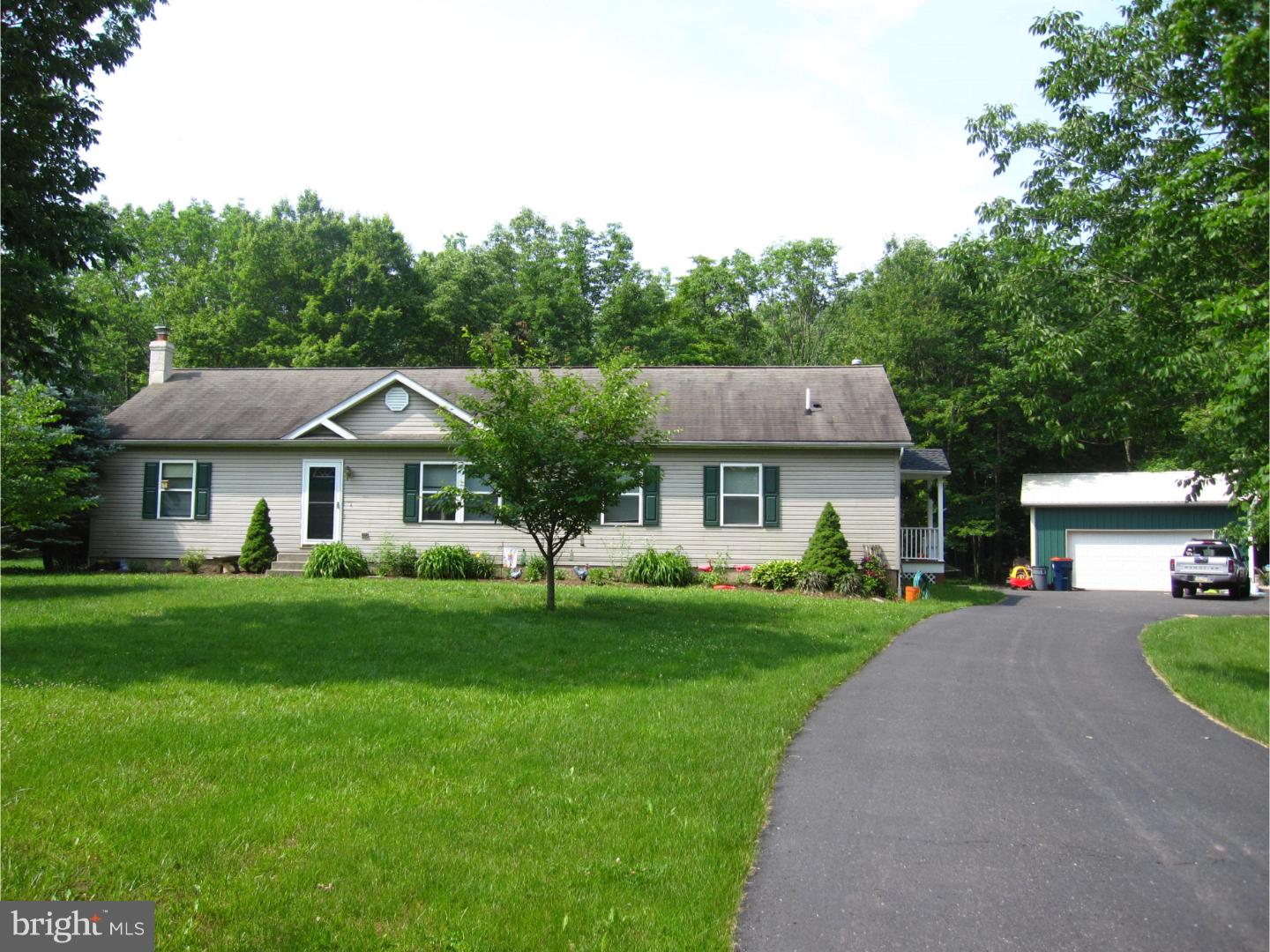 52 Hafler Road Sellersville, PA 18960 - Photo 2 of 25 Exterior Front