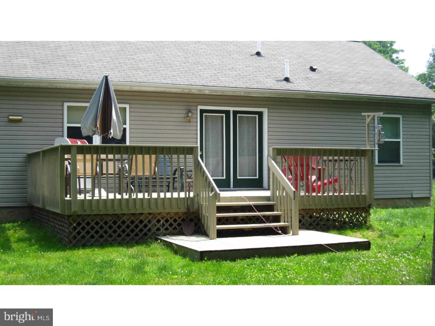 52 Hafler Road Sellersville, PA 18960 - Photo 3 of 25 Deck