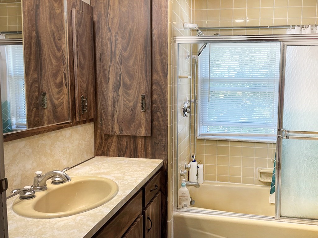29 Buckingham Road Quincy, MA 02170 - Photo 19 of 22 Gallery Image 19