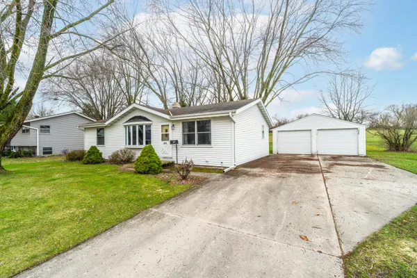 $235,000 | 2007 Plymouth Street, New Holstein, WI 53061