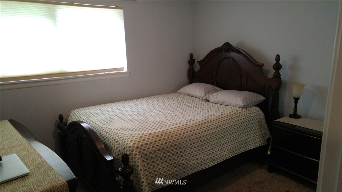 11054 Southeast 181st Street Renton, WA 98055 - Photo 10 of 16 Gallery Image 10