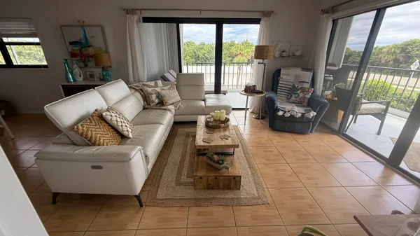 $3,000 | 5159 North Hwy A1A, Unit 311B, Fort Pierce, FL 34949