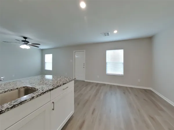 $1,749 | 10122 Cerritos Drive, Conroe, TX 77306