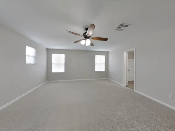 $1,749 | 10122 Cerritos Drive, Conroe, TX 77306