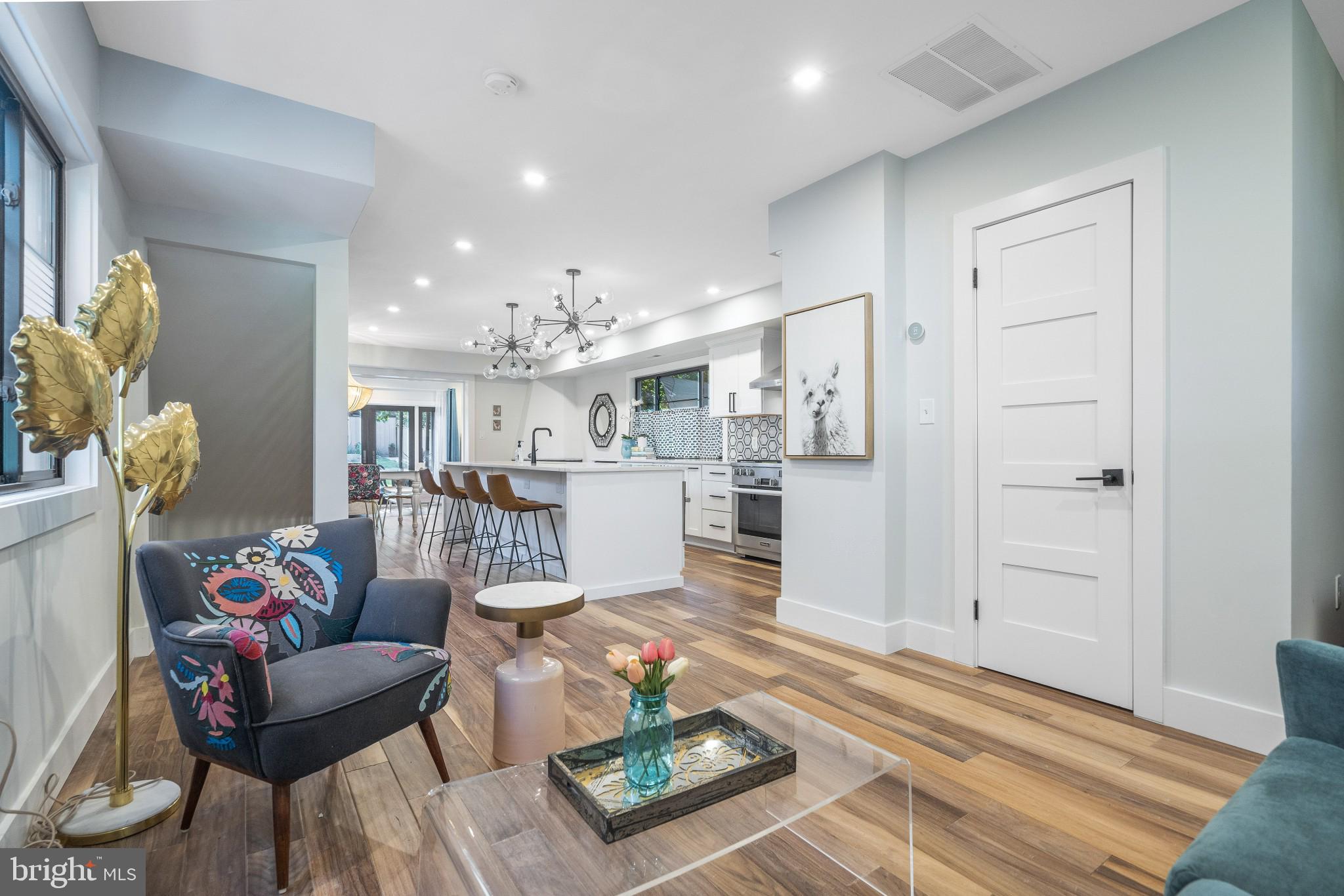 5608 39th Street Northwest Washington, DC 20015 - Photo 15 of 41 Living area