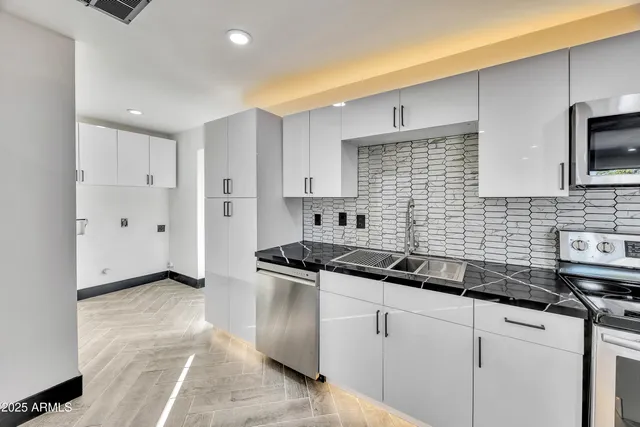 $449,999 | 6017 West Colter Street, Glendale, AZ 85301