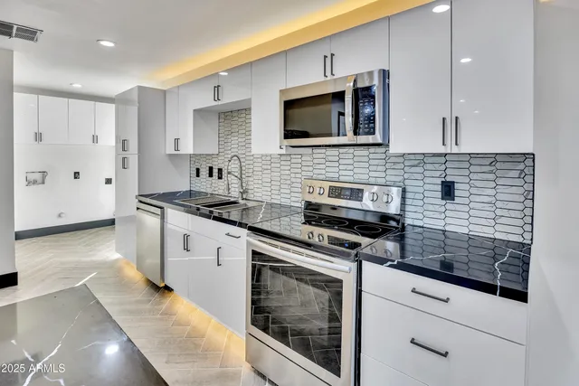 $449,999 | 6017 West Colter Street, Glendale, AZ 85301