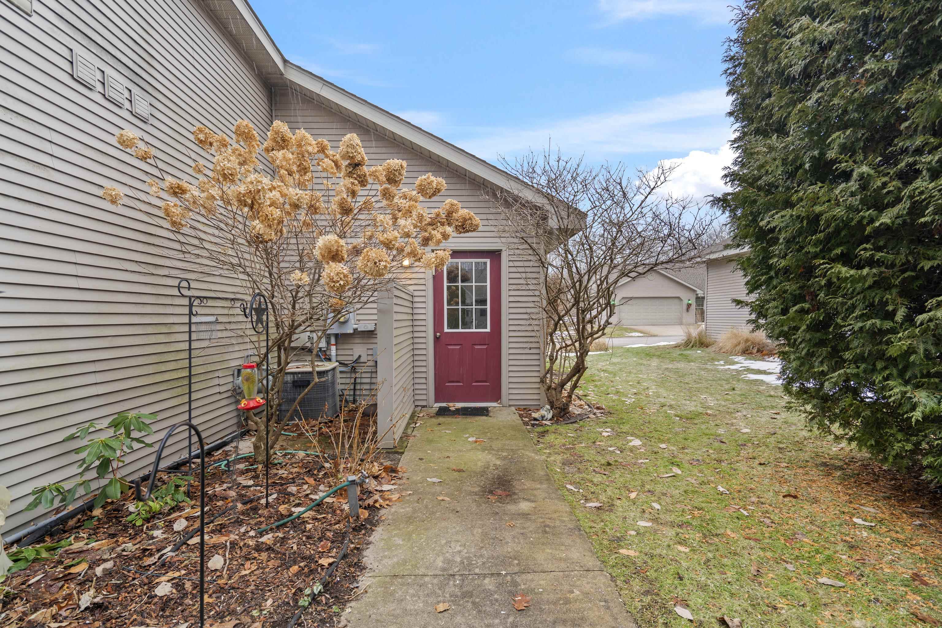 1263 Terra Road, Unit 33 Traverse City, MI 49686 - Photo 32 of 34 Gallery Image 32