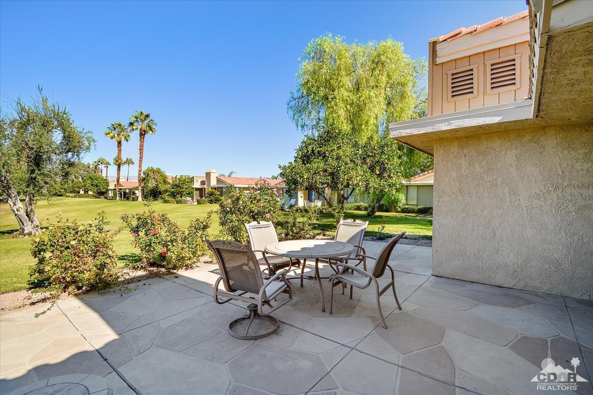 72470 Rodeo Way Rancho Mirage, CA 92270 - Photo 21 of 35 a view of a chairs and table in patio