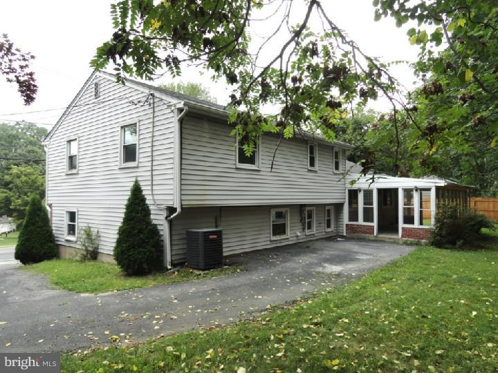 198 West Rose Tree Road Media, PA 19063 - Photo 2 of 12