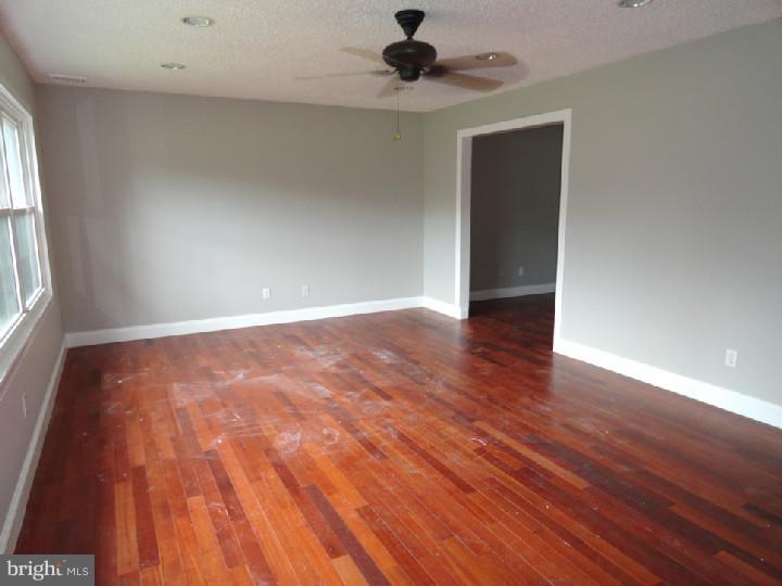 198 West Rose Tree Road Media, PA 19063 - Photo 4 of 12