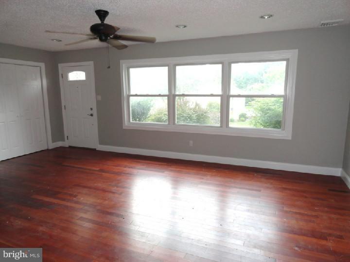 198 West Rose Tree Road Media, PA 19063 - Photo 5 of 12