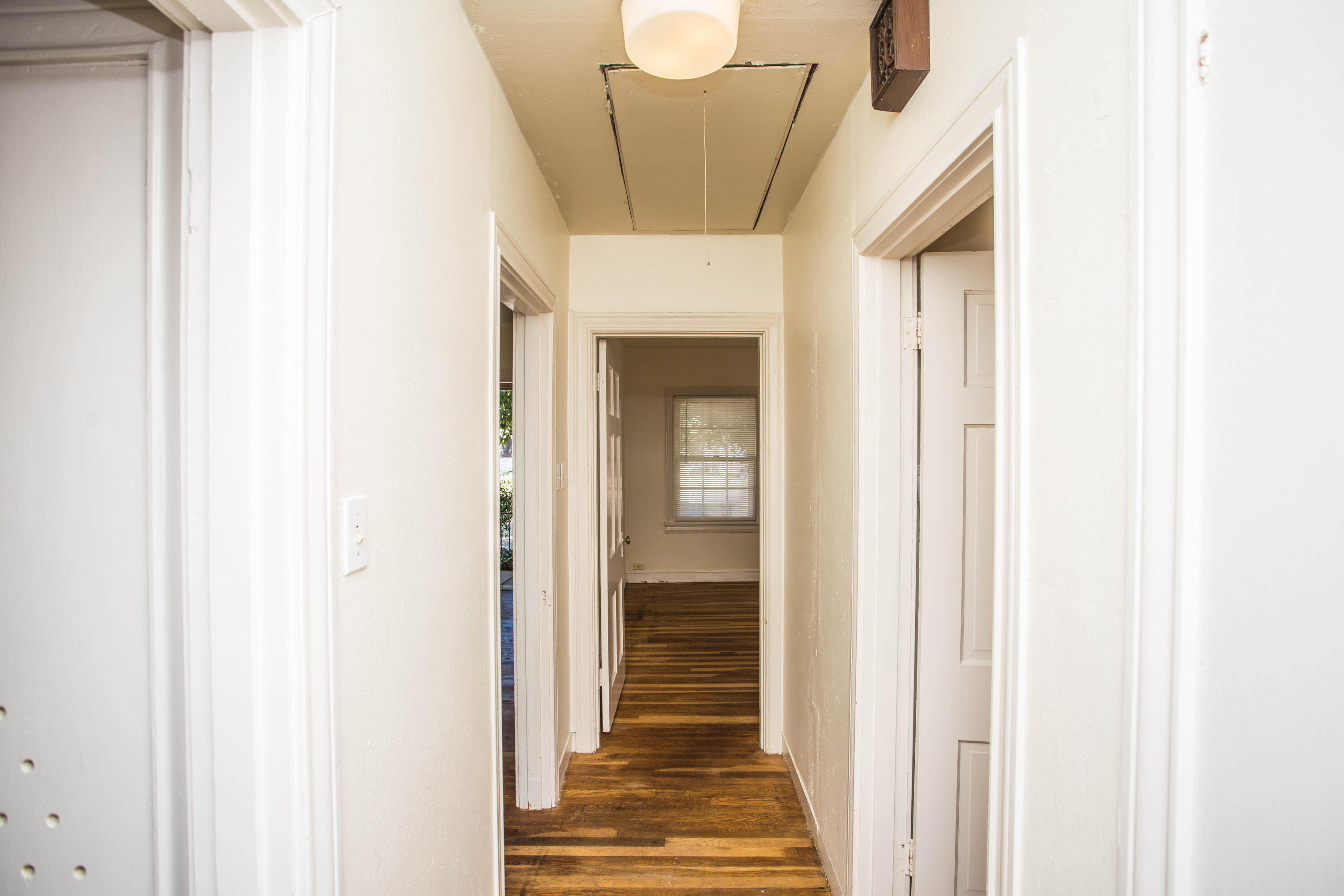 2507 26th Street, Unit FRONT Lubbock, TX 79410 - Photo 15 of 26 5V2A1004