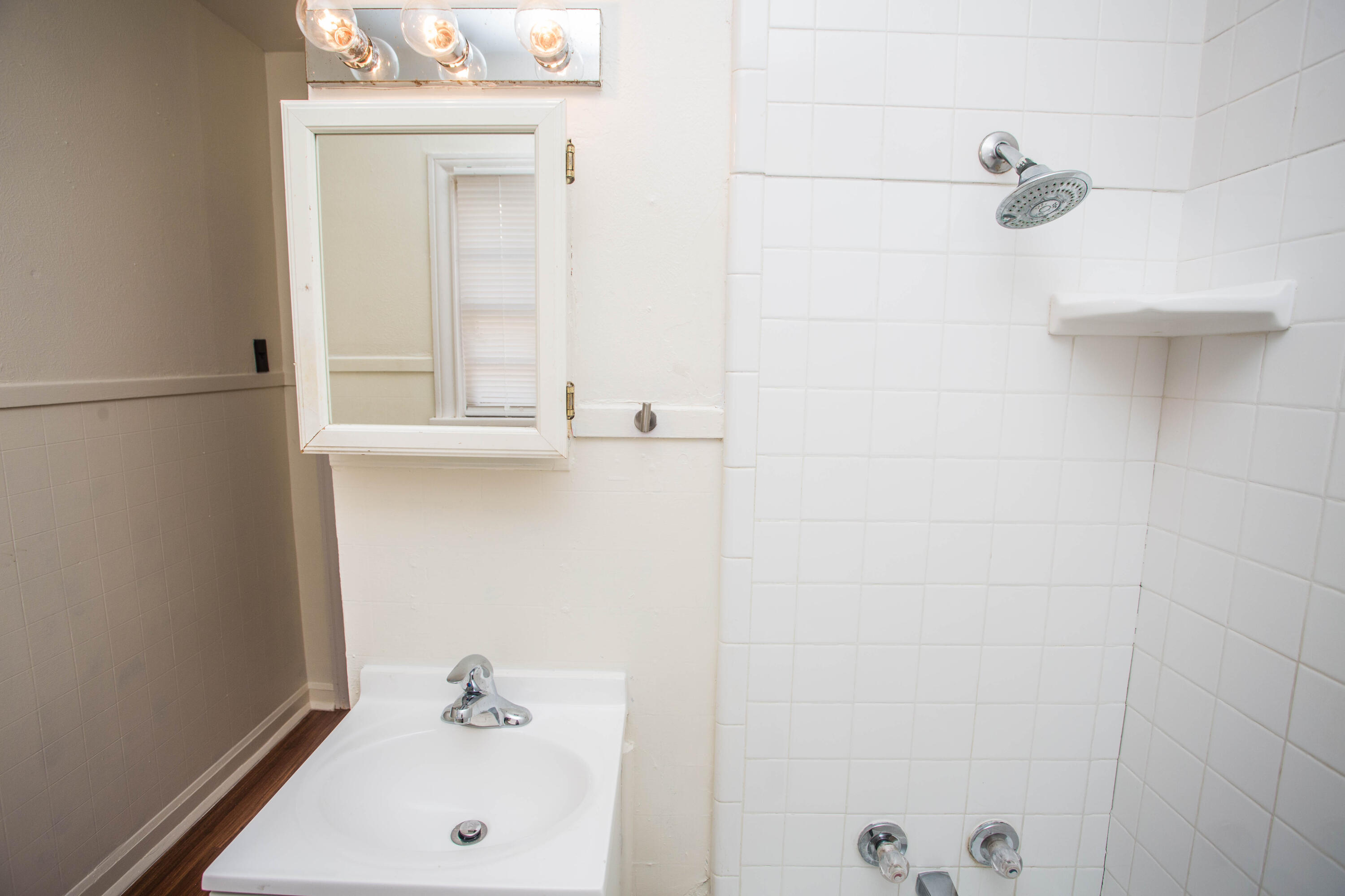 2507 26th Street, Unit FRONT Lubbock, TX 79410 - Photo 21 of 26 5V2A0998