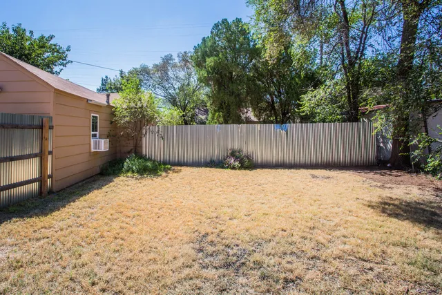 $1,150 | 2507 26th Street, Unit FRONT, Lubbock, TX 79410