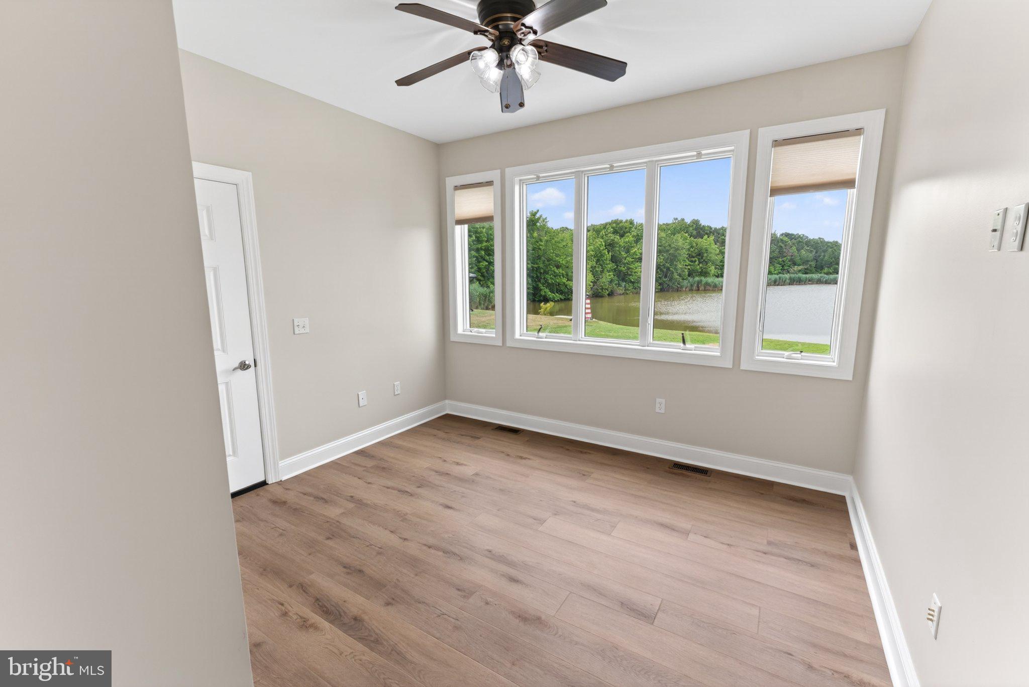 34029 Peppers Corner Road Millville, DE 19967 - Photo 22 of 101 Bright room with scenic views.