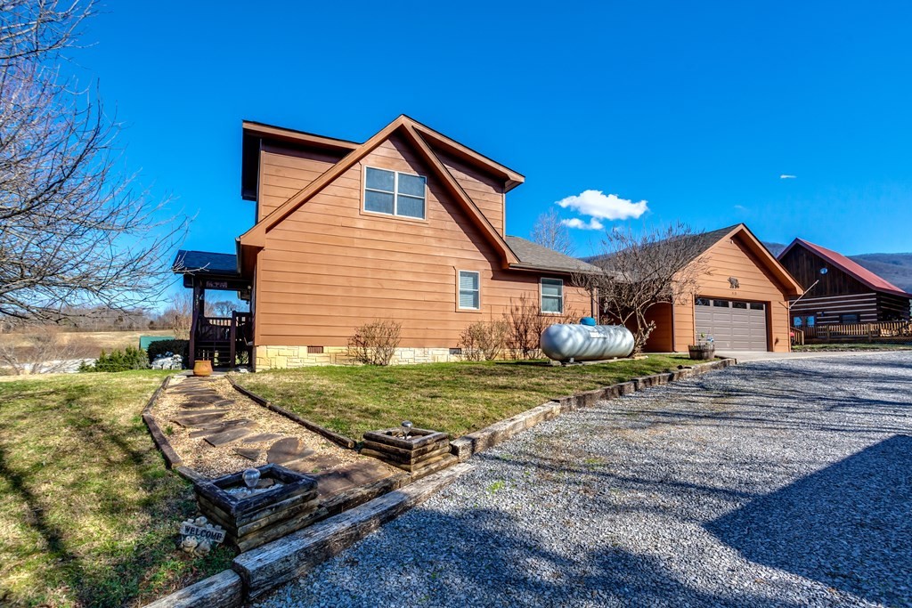 3421 Mattox Cemetery Road Sevierville, TN 37862 - Photo 3 of 31 Gallery Image 3