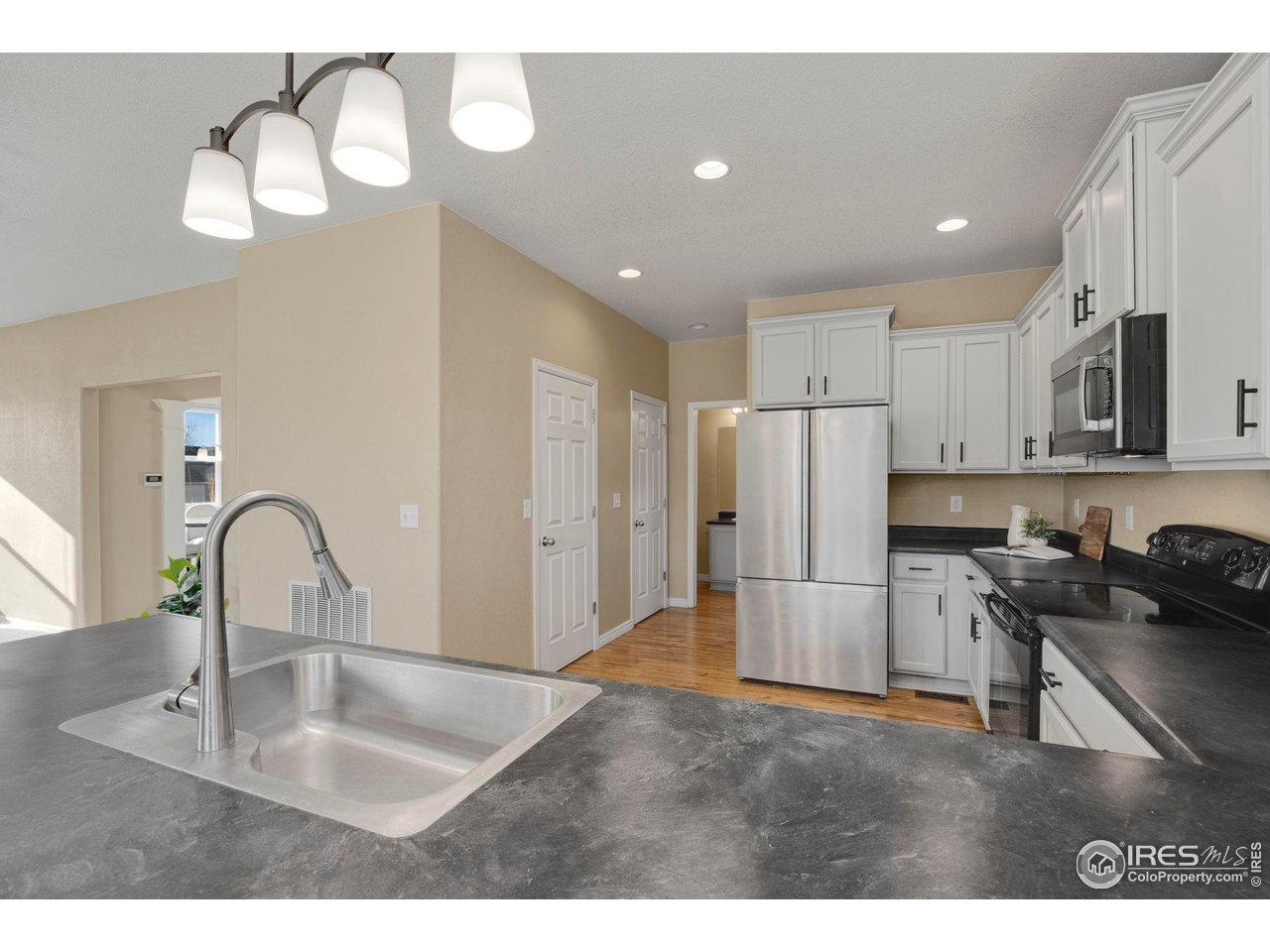 1555 Benfleet Court Windsor, CO 80550 - Photo 12 of 41