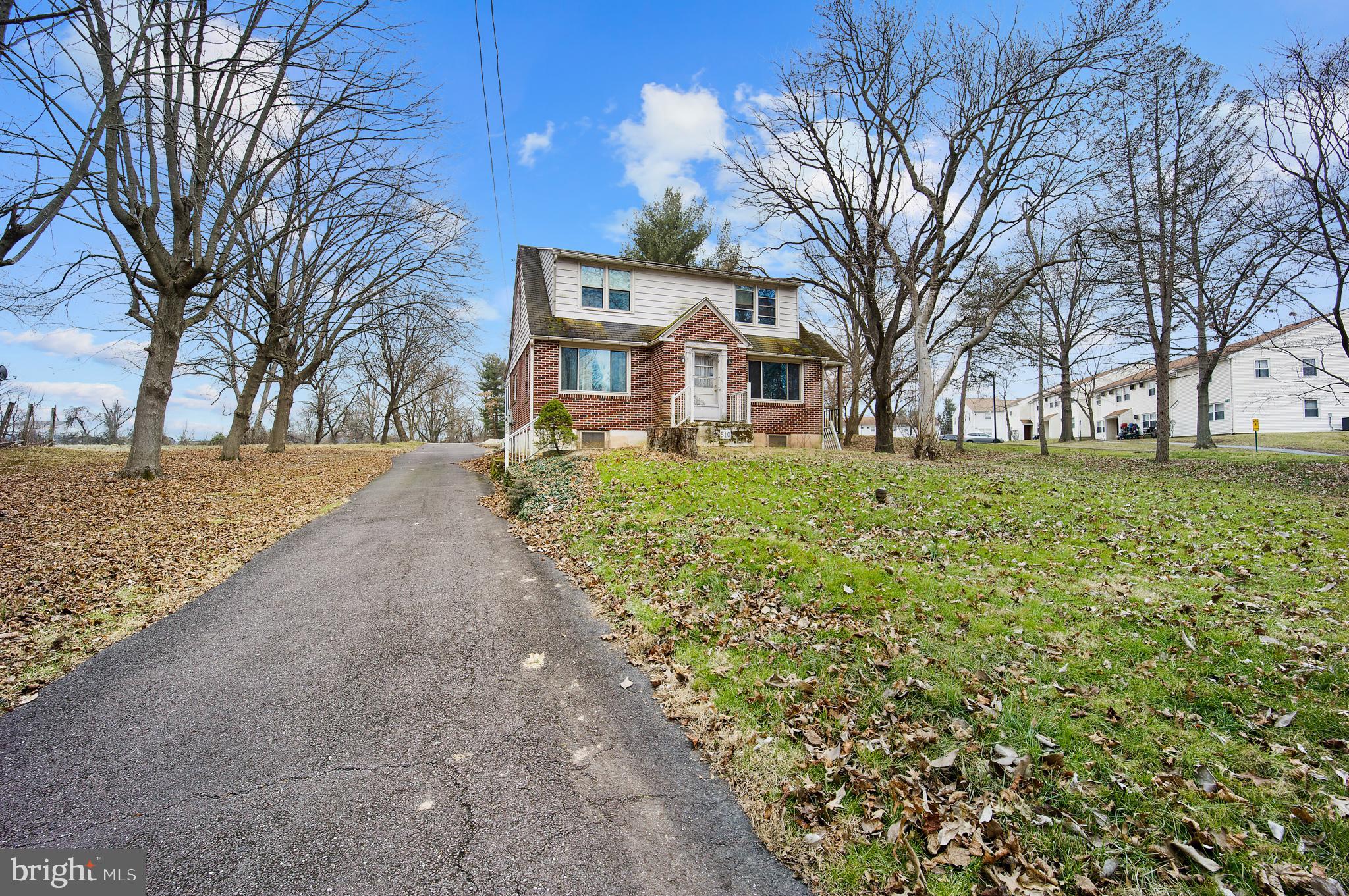 510 Park Road Spring City, PA 19475 - Photo 2 of 37 Front Exterior