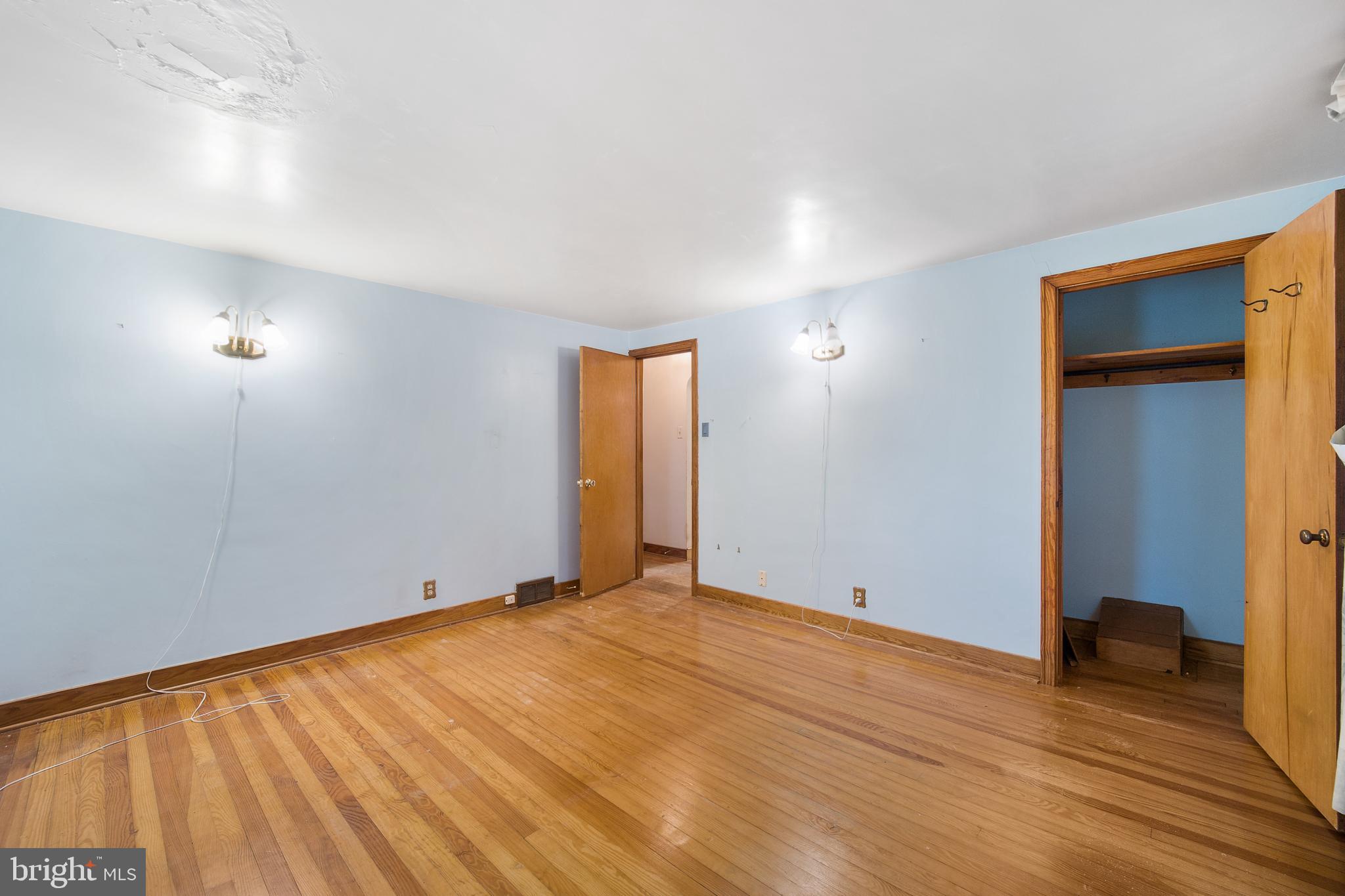 510 Park Road Spring City, PA 19475 - Photo 8 of 37 Main Bedroom (Main Level)
