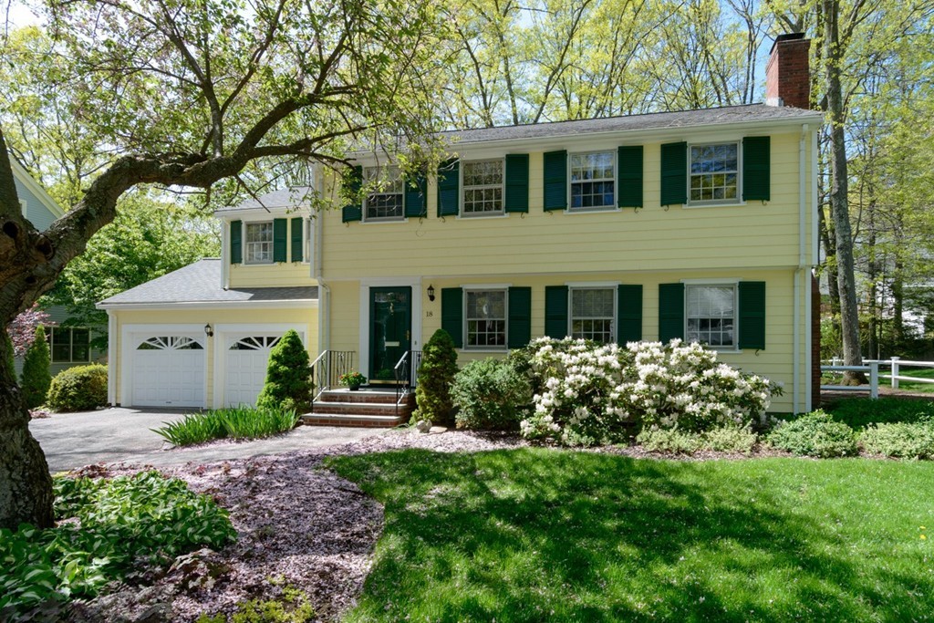 18 Haven Road Wellesley, MA 02481 - Photo 1 of 16 front view of a house with a yard