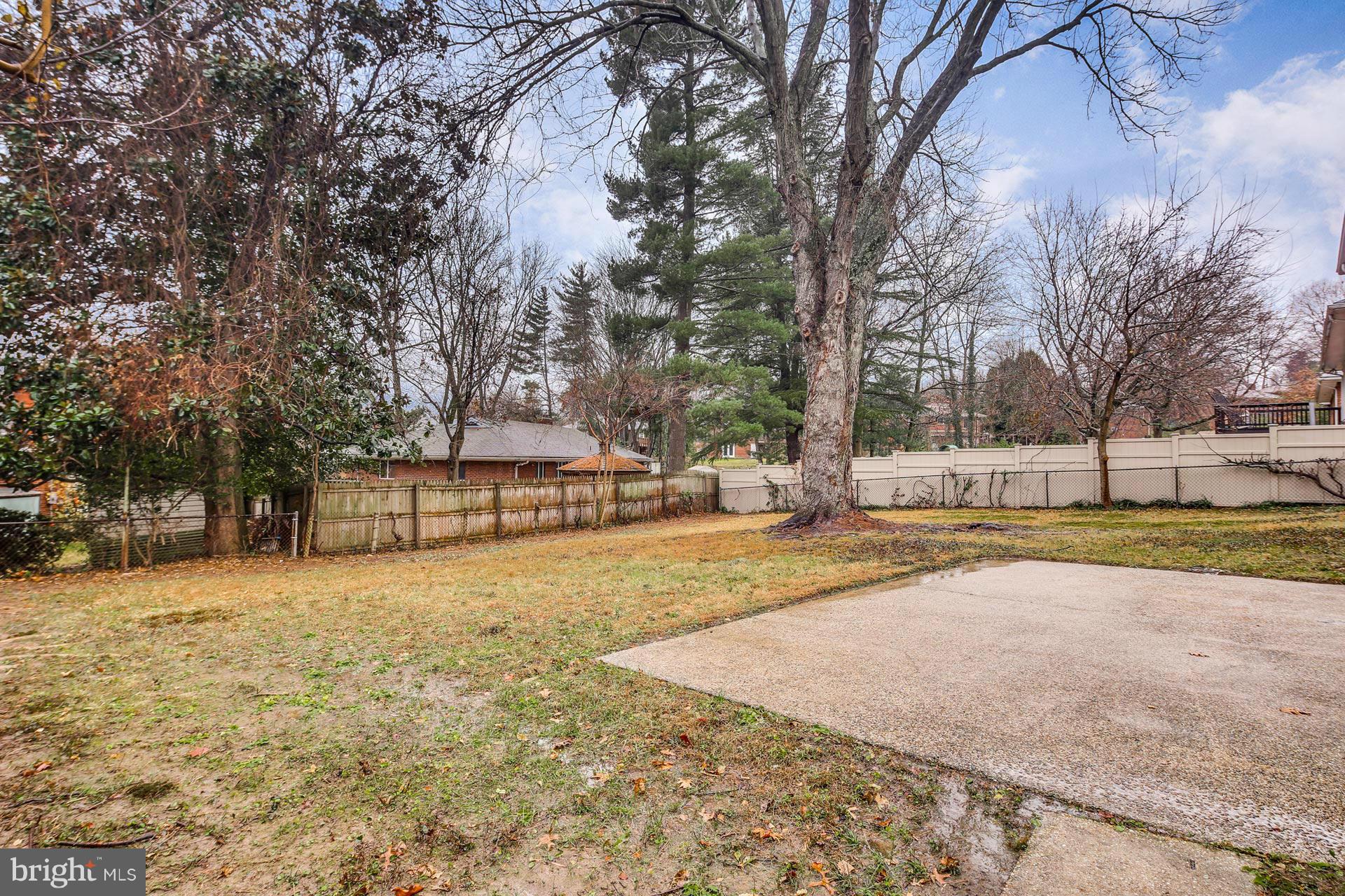 2210 Ross Road Silver Spring, MD 20910 - Photo 26 of 28 Exterior (Rear)