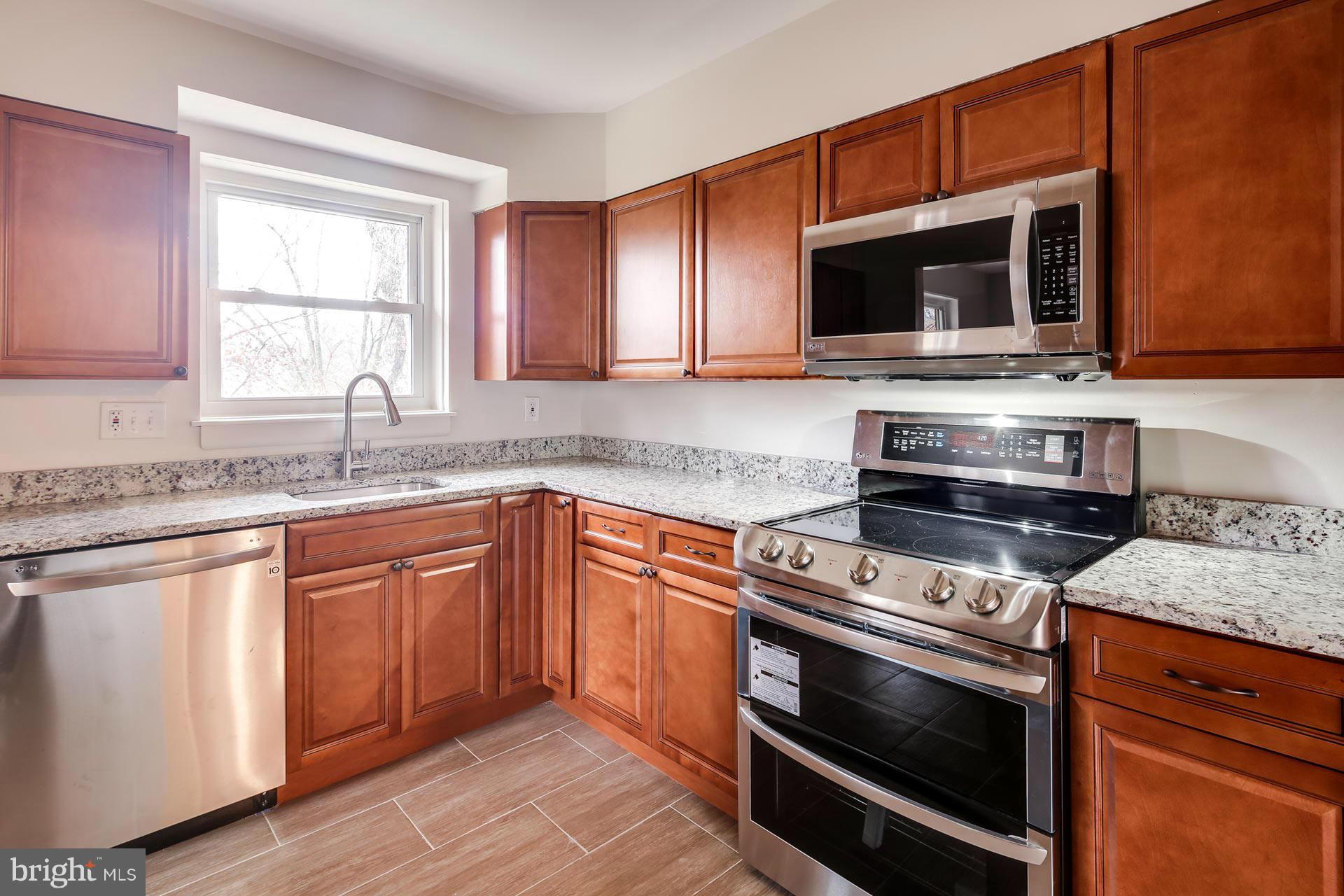 2210 Ross Road Silver Spring, MD 20910 - Photo 4 of 28 Kitchen