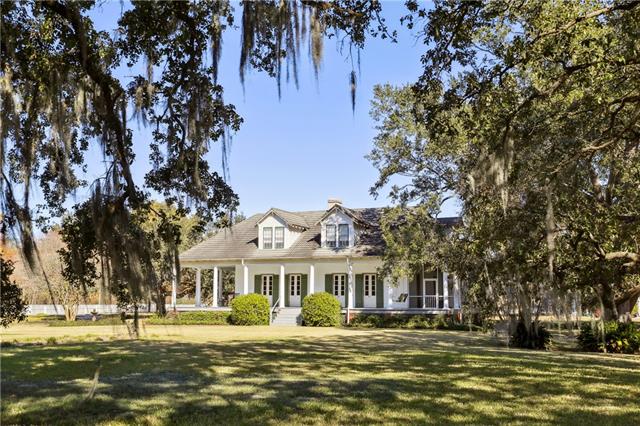 10 Pecan Grove Lane Meraux, LA 70075 - Photo 2 of 43