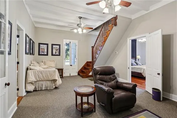 $750,000 | 10 Pecan Grove Lane, Meraux, LA 70075