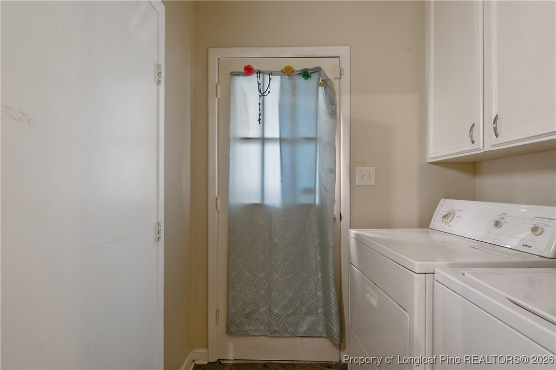 6432 Milford Road Fayetteville, NC 28303 - Photo 21 of 50 a utility room with dryer and washer