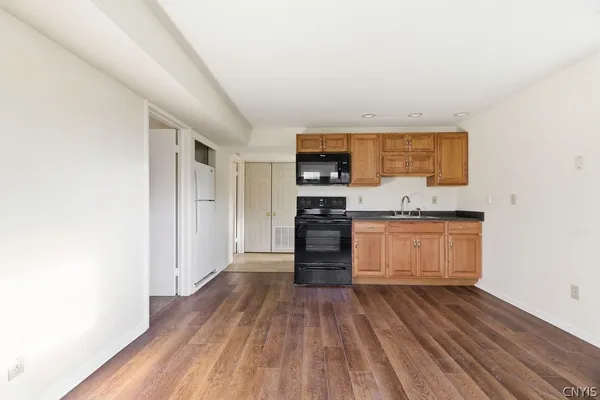 $349,900 | 5180 Orangeport Road, Clay, NY 13029